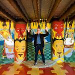 Art critic Jerry Saltz performing at a Pasaquan event