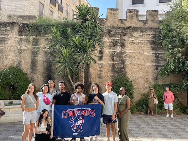 group photo of student on study abroad