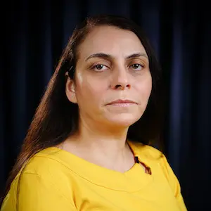 a headshot photo of Saoussan Maarouf