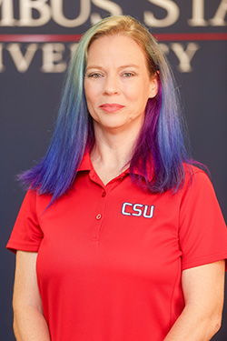 headshot of Amanda Adams